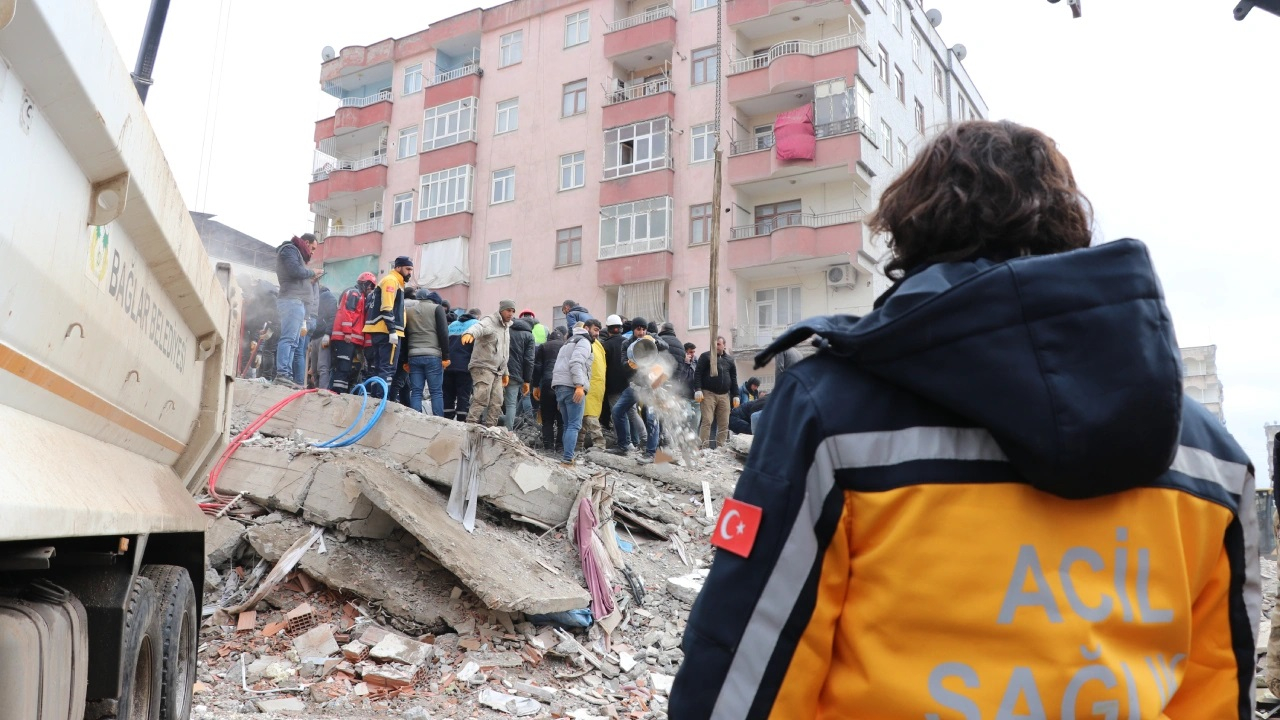 1675829064_prof-ahmet-ercan-deprem-bakimindan-turkiyenin-en-guvenli-illerini-paylasti-ihti