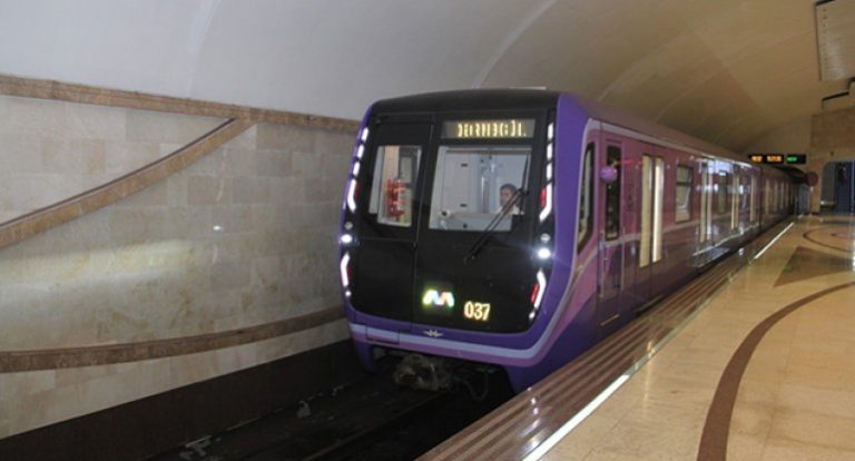 1726211839_metro
