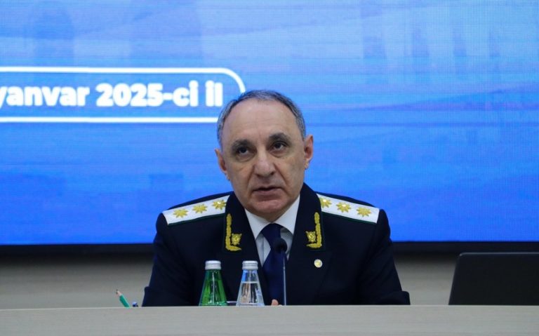 c632074c-fe8c-3a4e-9356-81d0bcf29d7e_850