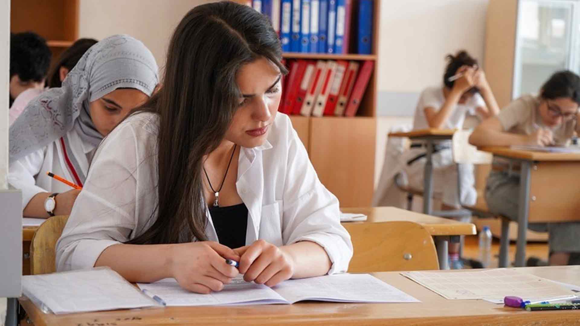1745907065_1741952993_imtahan-cavabi