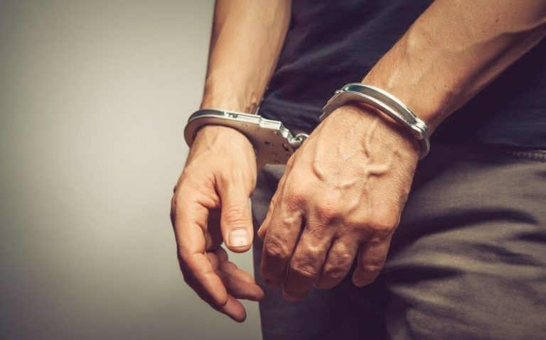 8af79502-c23c-3a67-a8ef-6a57c89acdac_850